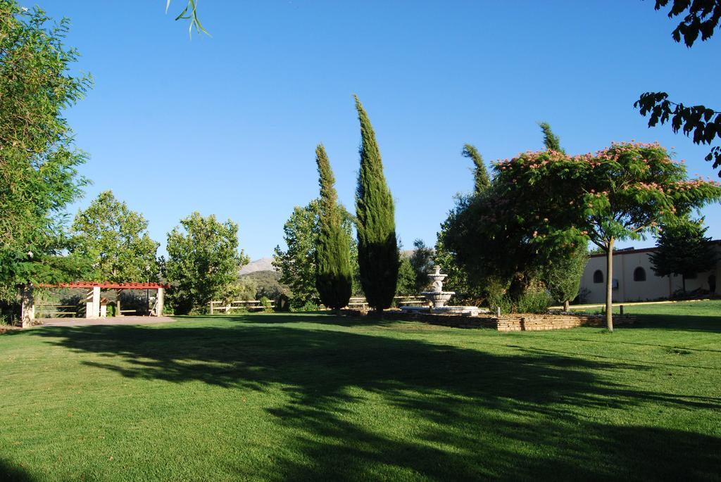 Hotel Hacienda Mendoza Archidona Exterior foto